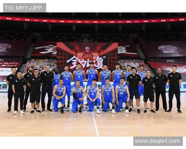 CBA八一对阵福建精彩对决全程360直播不容错过