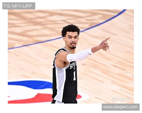 NBA9091赛季公牛队对阵黄蜂队的经典对决回顾与精彩瞬间分析