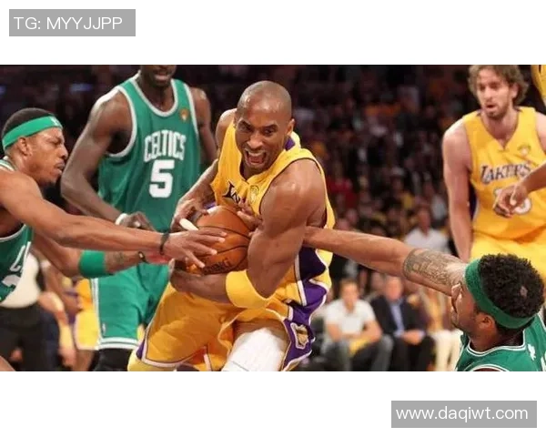 凯尔特人对决小牛队的精彩较量分析与赛季前景展望