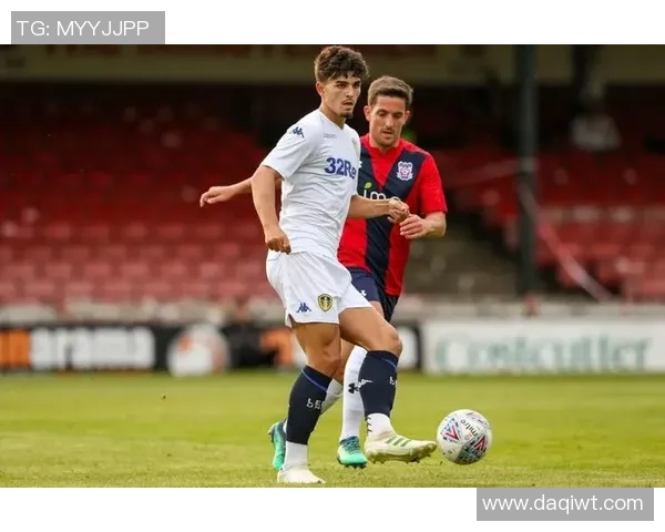 利物浦与利兹联对决历史战绩分析及近期状态评估