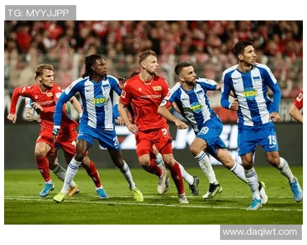 南海鲨鱼与惠灵顿圣徒的激烈对决揭示了球队实力与战术的较量