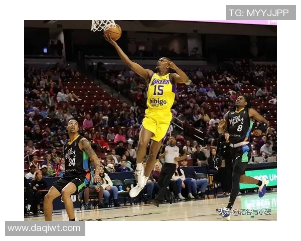 湖人对决猛龙精彩回顾:06月1日的篮球盛宴与精彩瞬间分析 湖人对决猛龙精彩回顾:06月1日的篮球盛宴与精彩瞬间分析