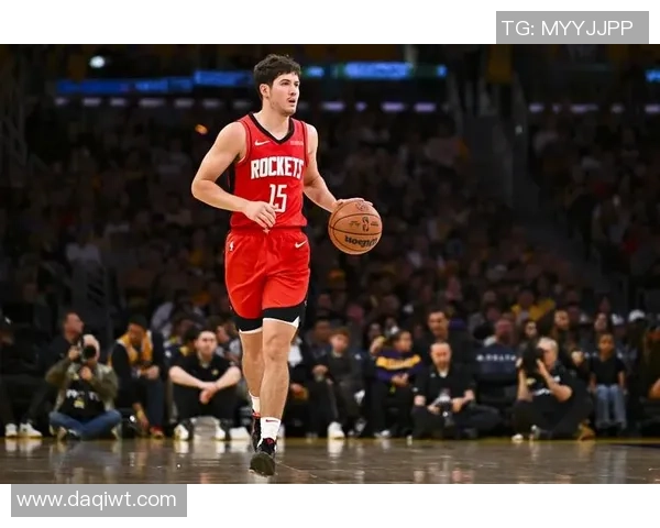 火箭队与爵士季后赛对决回顾及精彩瞬间分析 火箭队与爵士季后赛对决回顾及精彩瞬间分析