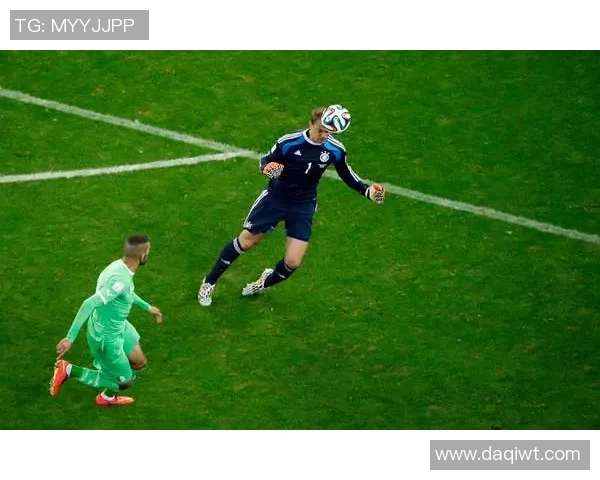 诺伊尔：守护球门的传奇门将与足球世界的辉煌时刻