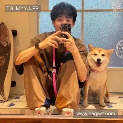 杜严谦